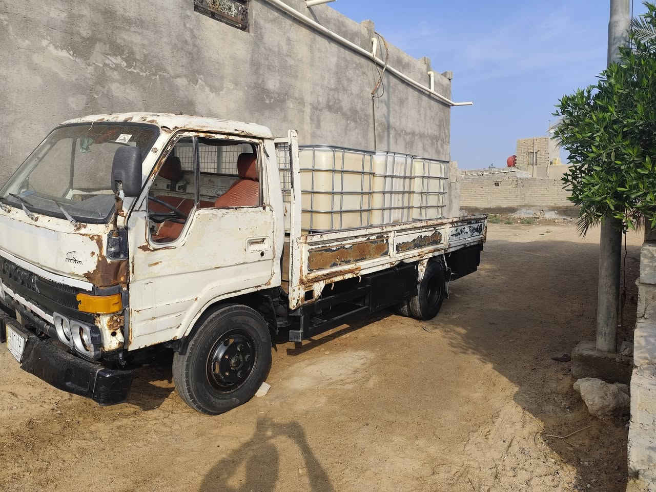 السلام عليكم كنتر تيوته مكينه بيها خيط بخار تايرات 80بلميه نضافتهن مكان السياره البصره القرنه الثغر السعر (25)وبيها مجال 
***********
‏‪0771 491 9327‬‏
