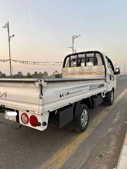 ‏كيحمل موديل 23 للبيع كفالة عامة رقم واسط تحويل ثاني يوم السعر السعر 153 وبيها مجال مكانها واسط تقاطع الصويرة هذا رقمي *********** شكرا
￼
