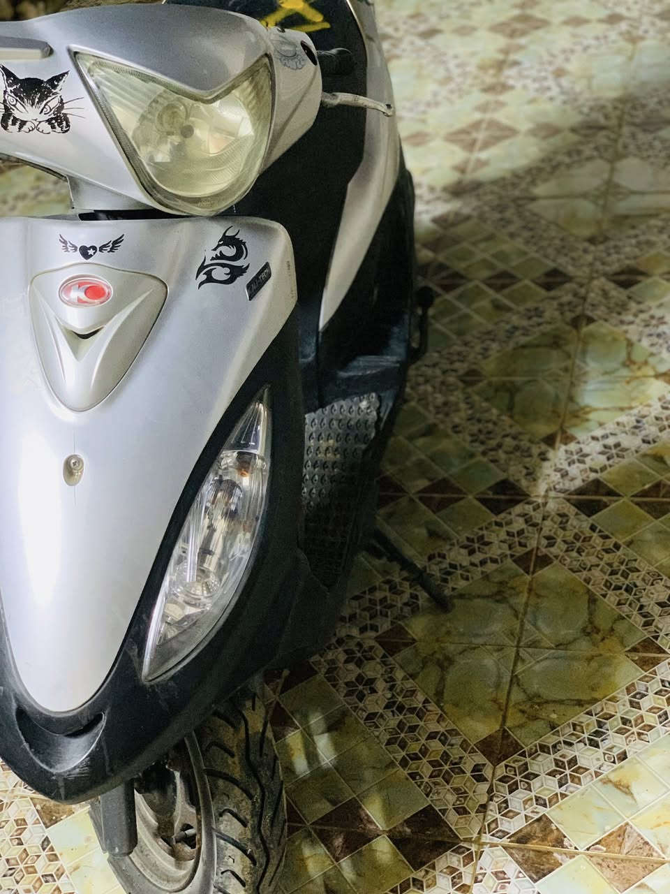 دراجه كامكو للبيع موديل 2015 دراجه نضيفه 
مكفوله ما ناقصه اي شي نكره سلف 
سعره 800وبيه مجال بسيط للشراي مكاني نصر 
رقمي ***********
