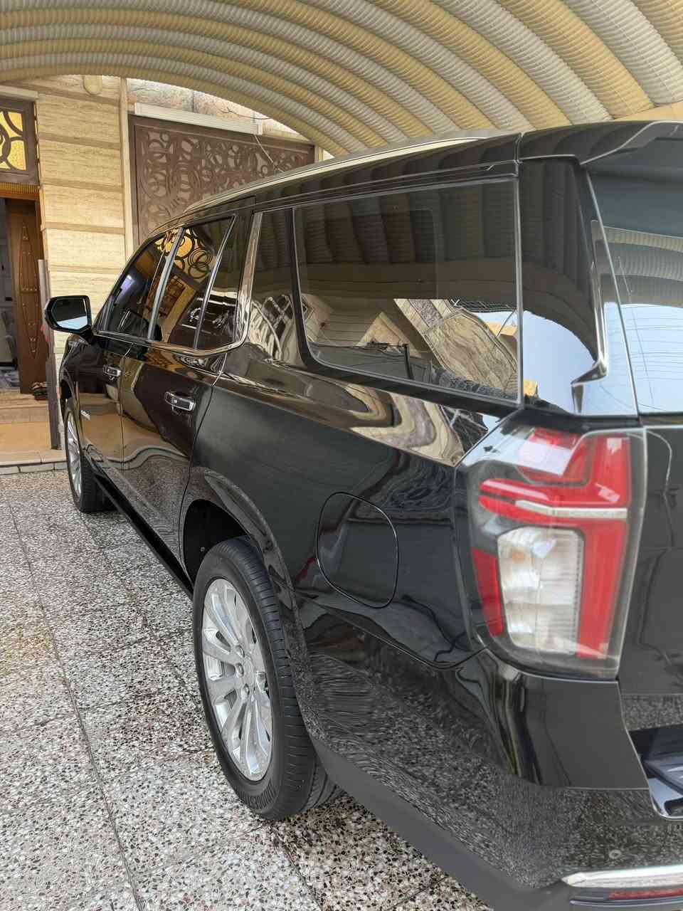 نوع شيفروليت تاهو موديل 2021 برايمر خليجي وكالة المنصور مغلقة ppf ماشية 100 الف كيلو جديدة سيارة كلش 

صار بيهة عندي طخة بالايت مال سايق وتاذة حافة البنيد والجاملغ واني جبت جاملغ وبنيد بلاديات لون اسود بدون صبغ وشديتهن يعني سيارة بدون صبغ فقط دعامية الامامية مصبوغة بدون ايرباك 

بس السيارة كلش كلش جديدة حتى شخوط مابيهة على ايد وحدة من زمان ومابيهة اي نقص مكفولة كير محرك تبريد كهربائيات كلشي مكفول سيارة ترايهة وكلهة كانما زيرو 
مواصفات البرايمر معروفة فول مواصفات 
السعر 430 ورقة وسعرهة مناسب وباسمي لسيارة

للاتصال *********** 

عنواني حي القاهرة
