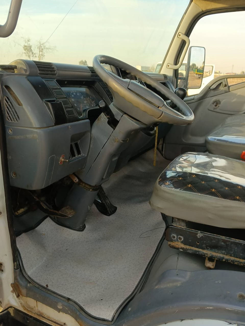 السلام عليكم كنتر موديل 2012 بالسنوية كابسة  رقم سليمانية باسم شركة شرط التحويل مكاني بغداد حي الوحدة الشراي يتصل ويدلل بسعر مناسب رقمي ‏‪***********‬‏
