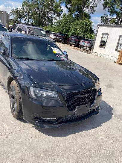 سلام عليكم اخوان اوباما دخول جديد کتاب ضباط مديل 2020 رقم بغداد قبل سبوع رقمتهه ماشيه 71  سياره فول حادثه مرفق بل منشور مبدل قبق جنطه اصلي نفس لون وجاملغ بارد ودعاميه نفسهه شتغلتها يم المندلاوي درجه اولى سياره بدون صبغ بل 📦
رايدهه 265 مکان سیاره بغداد حي أور 
رقم الهاتف ***********  متواجد علی وتساب
