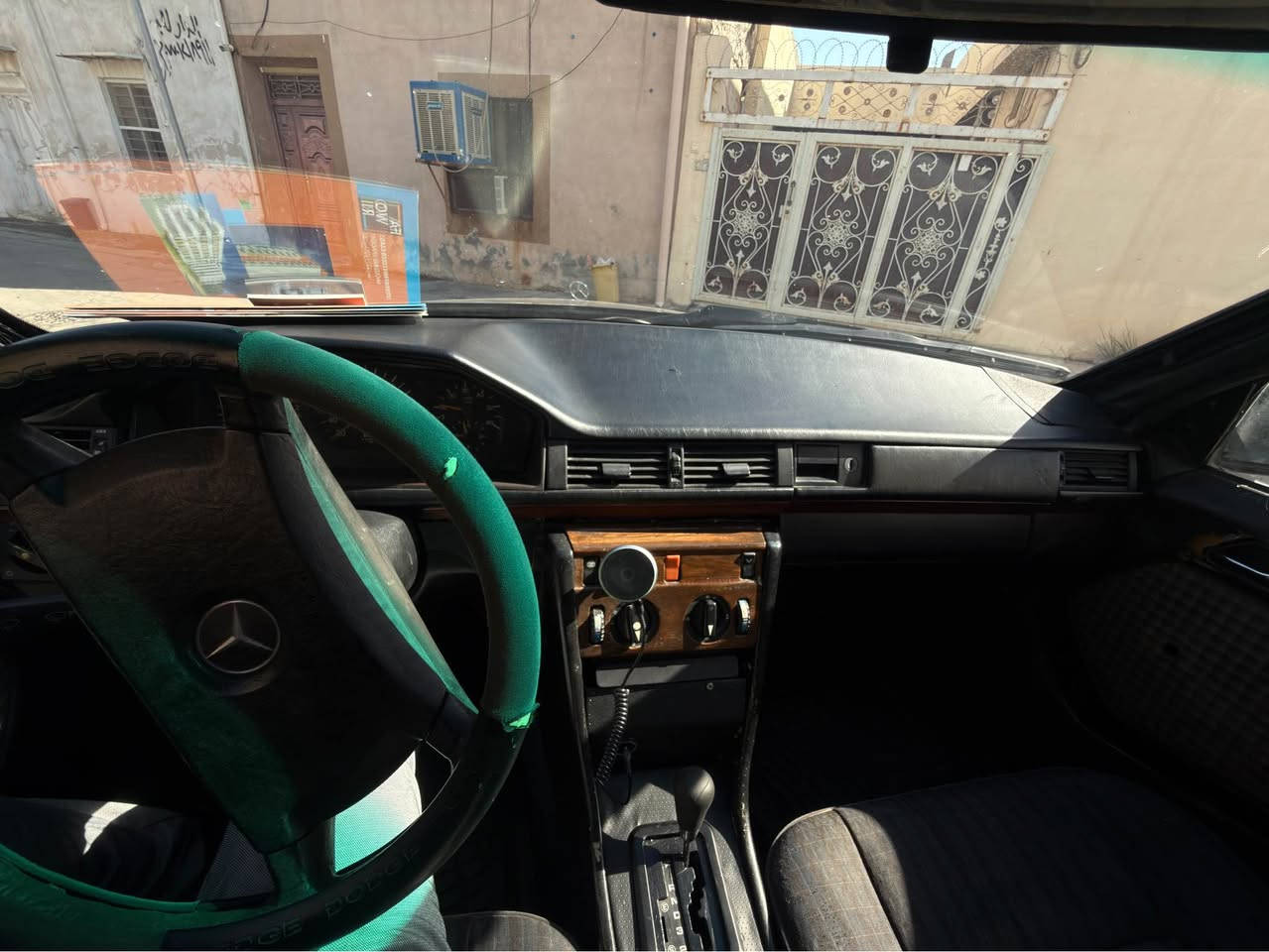 مارسيدس دب e300 محور vvt 3000
رقم اربيل سنويه جديد بطاقه بانزين موجود 

ستفسار *********** كركوك, العراق
