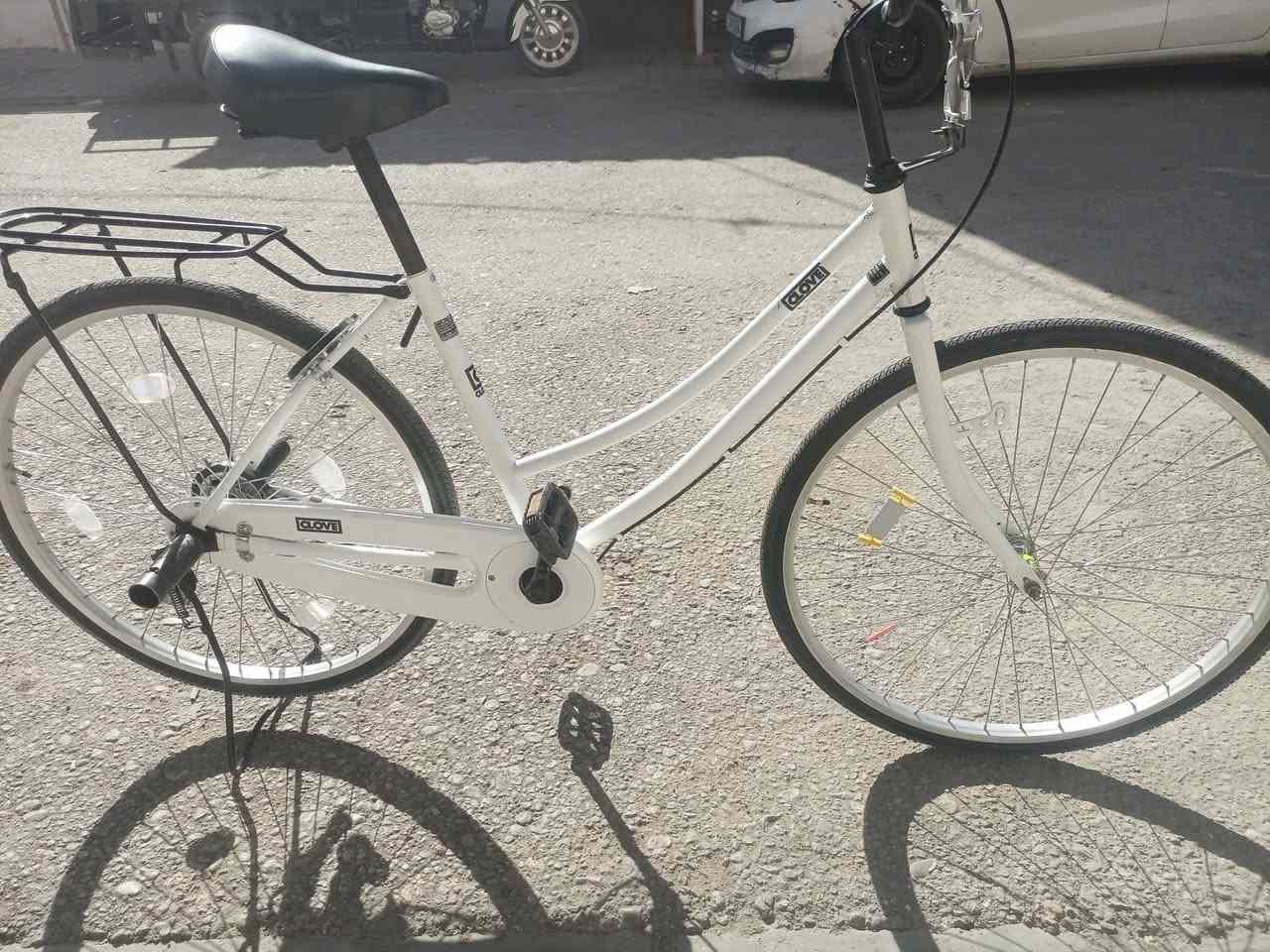 باسكل للبيع او مراوس
السعر 145 وبـي مجـال للـطـيـبـين
باسكل نضيف شوفت عينك 
لون ابيض ☁
الباسكل شركته كلوف 
مديل 20
المكان نجف يم تقاطع الهنديه


**إذا كنت صاحب هذا الإعلان وتريد حذفه لأي سبب، رجاءا أرسل رسالة إلى الدعم الفني**