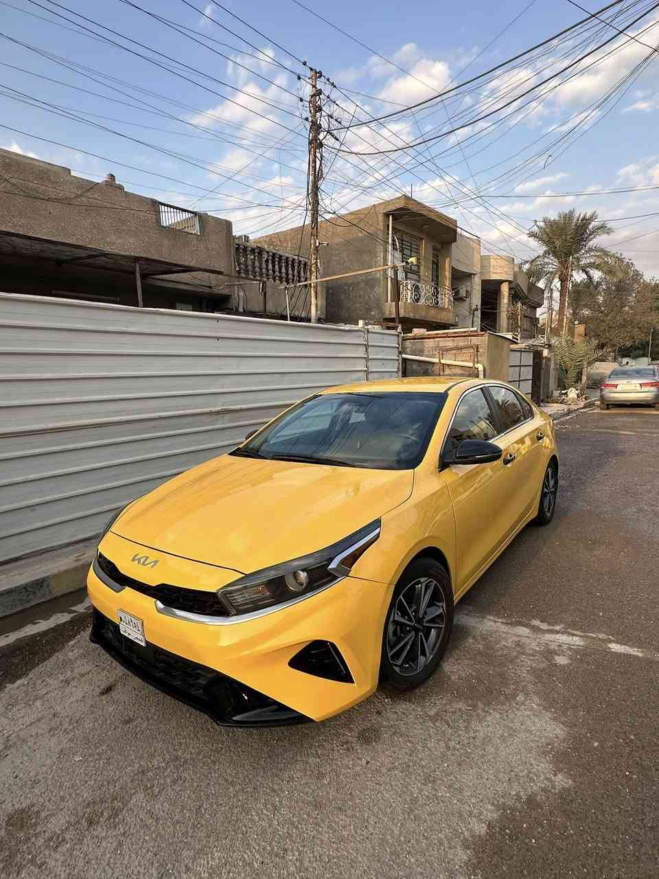 سلام عليكم من رخصت الادمن كيه فورتي موديل ٢٣ وارد امريكي بيها جاملغ او بنيد صفحت السايق
السيارة خير من الله منضومت غاز بيها الشراي يتصل الرقم *********** السعر ١٤٢بيها مجال
