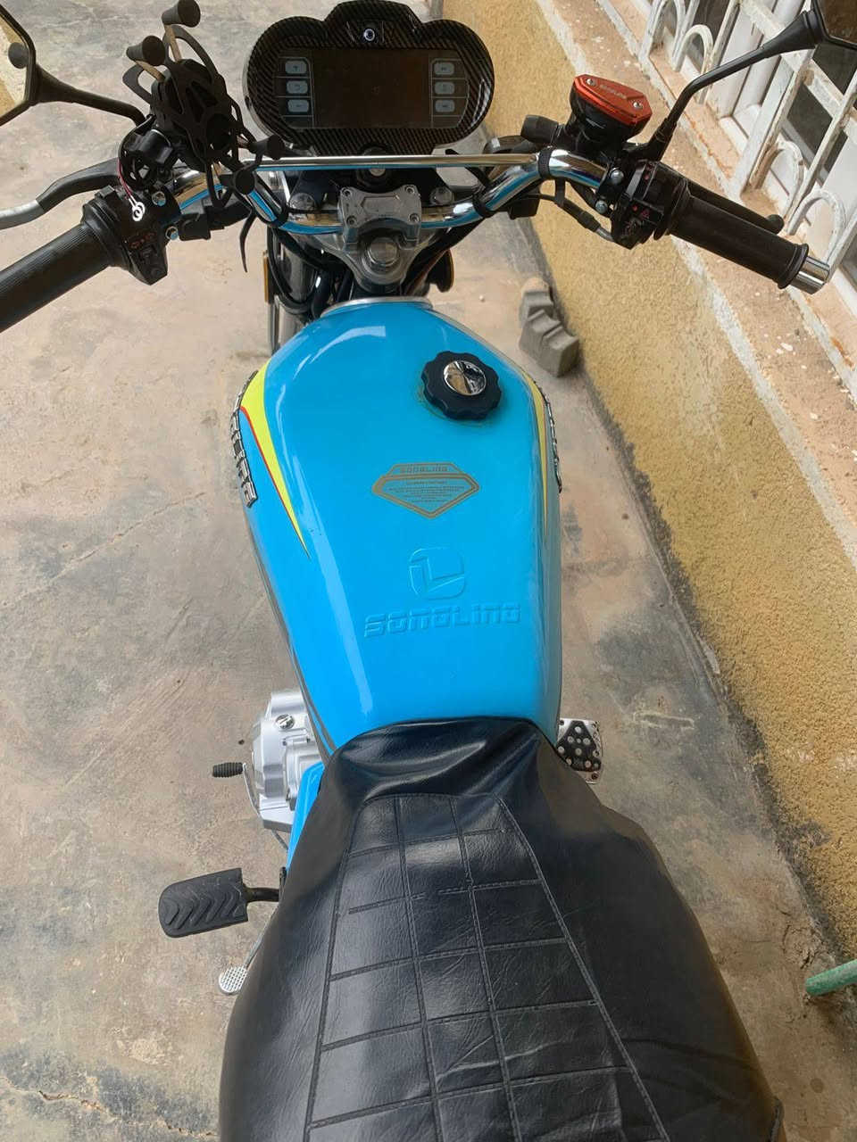 سيفان للبيع مكفوله مفوله موديل، 2024،اوراق كامله  مكاني شهربان سنسل اتصل وتدلل دلالي ***********
