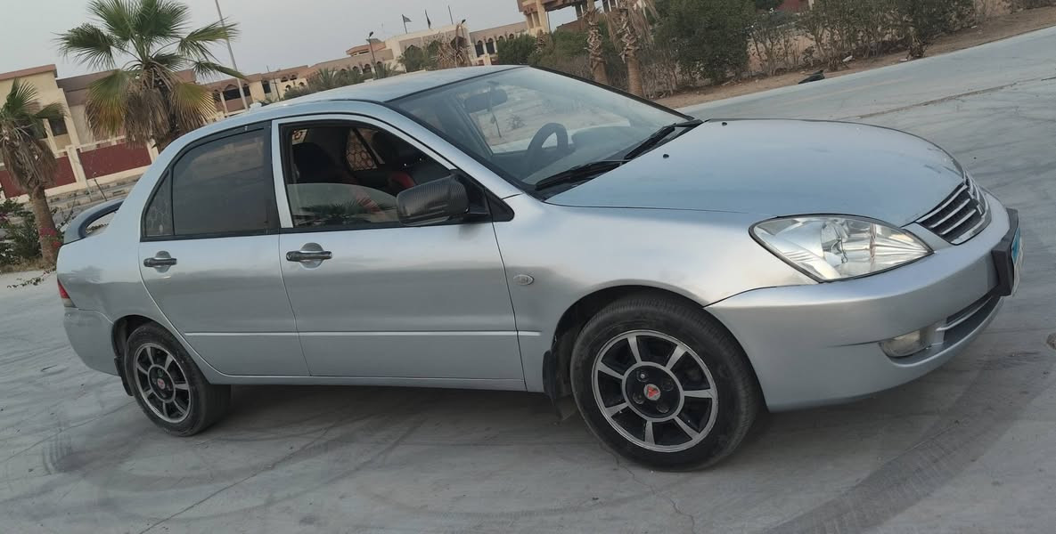 للبيع من المالك مباشره 
ميتسوبيشي لانسر 2008 كاملة اوتوماتيك 1600
فابريكة دواخل رشه عدا السقف رخصة سنة 
مكنة وعفشة وفتيس وتكييف بحالة ممتازة 
والسعر ممتاز 
ت / 01099010733
المعاينة بالعاشر من رمضان مجاورة 38 
مكتب المستشار أنس الشنوانى المحامى


**إذا كنت صاحب هذا الإعلان وتريد حذفه لأي سبب، رجاءا أرسل رسالة إلى الدعم الفني**