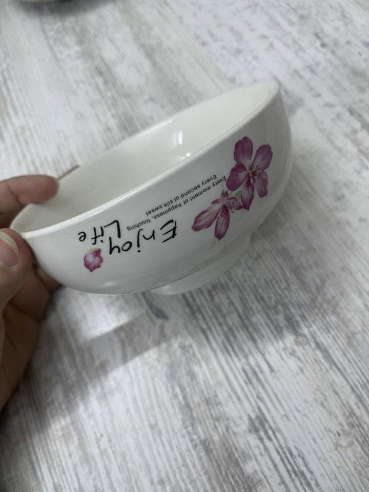 كلمن وسعرها واسعارهن جداً مناسبه للحجز خاص ***********
