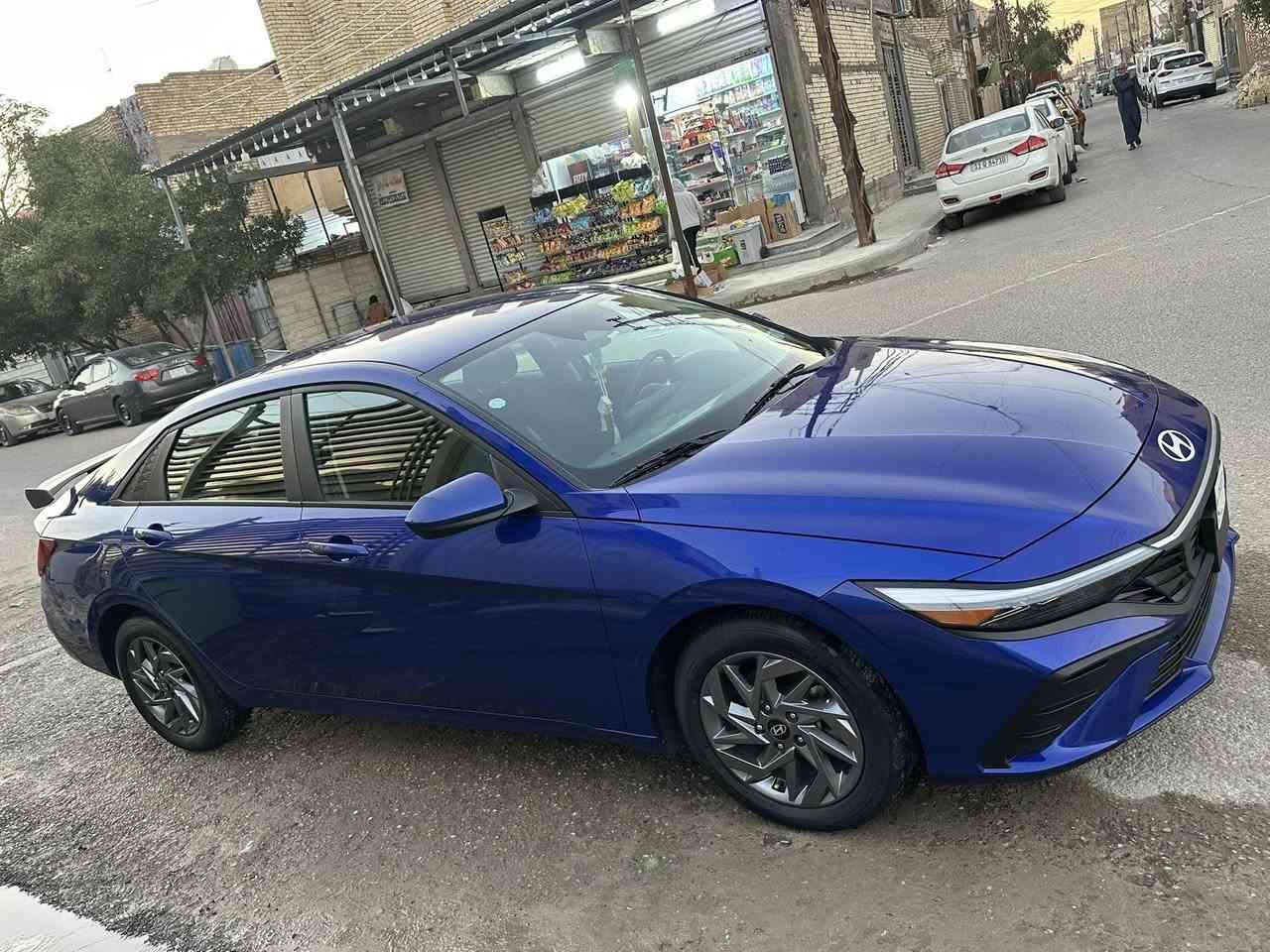 سلام عليكم النترا للبيع موديل 24 حادثه فقط جاملغ ومصلح نفسه علبارد بدون صبغ ايرباكات سليمه بدون رقم فحص موقت فقط المواصفات بصمه تشغل أبواب وصندوق محرك 2000 دوش بانزين تبريد بيانو لمس تبريد منفصل رادارات 360 درجه (امامي جانبي خلفي ) التحذير عند فتح الباب رجاج ستيرن عند تحذير رادار الأمامي تحكم ستيرن 4 جهات دشبول 4 وضعيات متغيره 3 وضعيات قياده مثبت سرعه ذكي ( تحذير عند مغادره المسار ) شاشه بلازمه حجم كبير لمس تدعم نضام الإبل كار بلي ولاندر ويد اوتو وخرائط GPS شحن واير ليس تشغيل عن بعد اضواء ترحب عند الاقترب مازدات لد نهاري بيه مواصفات بعد اكثر (***********)
