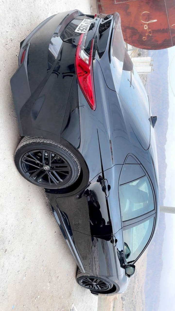 TOYOTA CAMRY 2025 SE HEV 🩶
تيوتا كامري ٢٠٢٥ هايبرد
لون موميز لون اسود
مواصفات 
داخل ابيض 
بصمه
 كشن هيتر 
شاشه 
كامره 
رادار 
حساس
بريك بصمه 
اكو 
نورمال 
سبورتي 
و HEV
تحكم ستيرن 
تحديد سرعه 
شحن وايرلس
و بعد مواصفات هوايه 
ضرر: جاملغ خلف سايق + صندق بدون دواخل بدون ارباك سياره مرقم جاهز بدون مصرف 
مكان سياره اربيل 
واتساب :*********** أربيل, العراق
