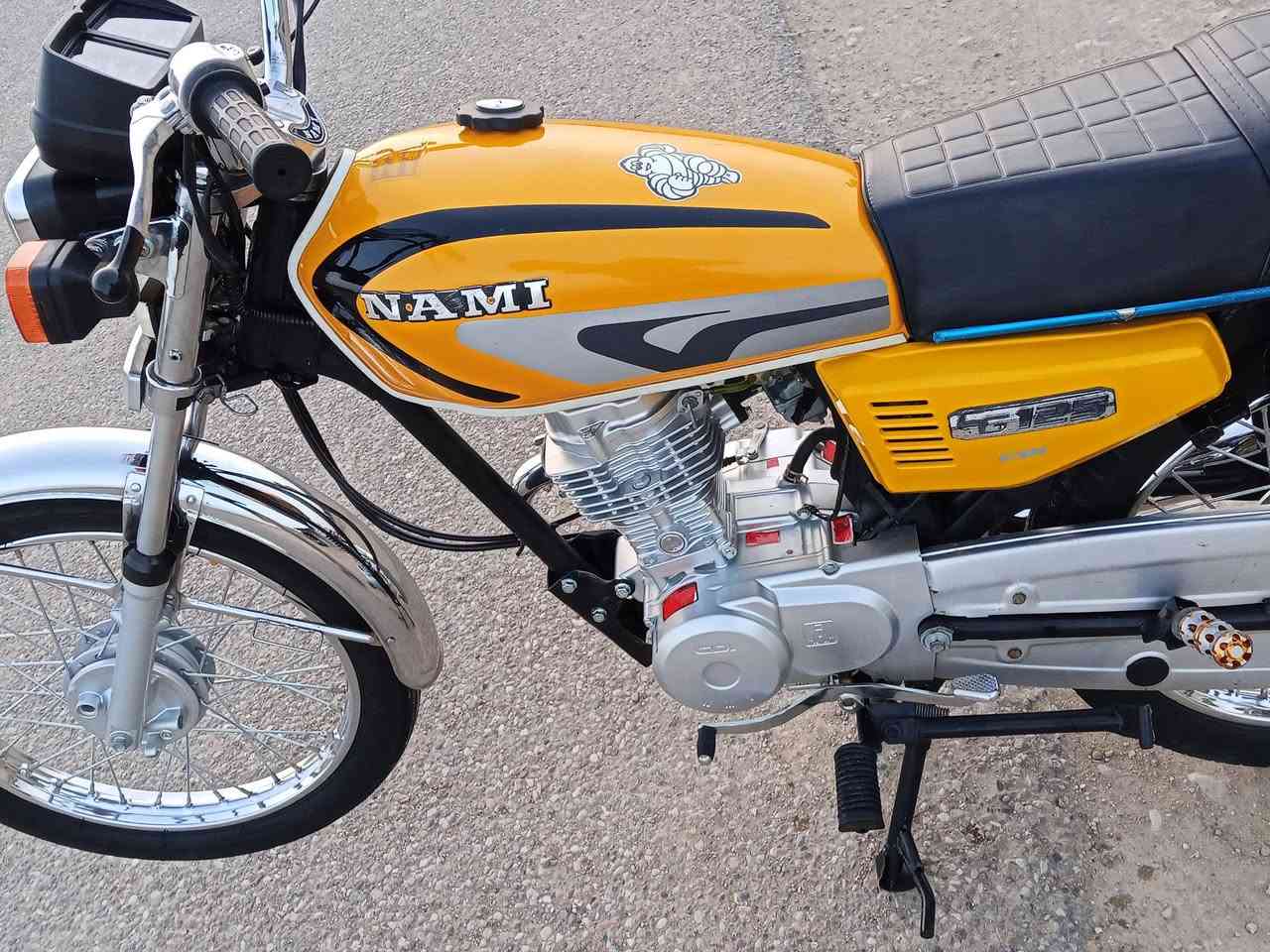 السلام عليكم شباب دراجه اللبيع كله 26شاصي 13اوراق اصولي بوجهك الترقيم دراجه شوفت عينك ما متعوبه مكاني ذي قار قلعه سكر خاص مفتوح وهاذ الرقم بي واتساب ***********
