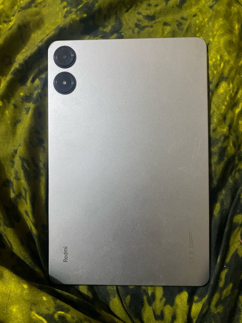 للبيع ايباد ريدمي Redmi Pad Pro بحالة ممتازة 🔥
📱 الجهاز نظيف استخدام خفيف اقل من 60 يوم
💾 ذاكرة قوية 256-8 وأداء سريع
📺 شاشة كبيرة وواضحة جداً
🔋 بطارية تعيش فترة طويلة
🎮 مناسب للدراسة، الأفلام، والألعاب
💰 السعر: 260 ألف
📍 المكان: بغداد ساحة الاندلس
📞 متواجد على الرقم ***********
