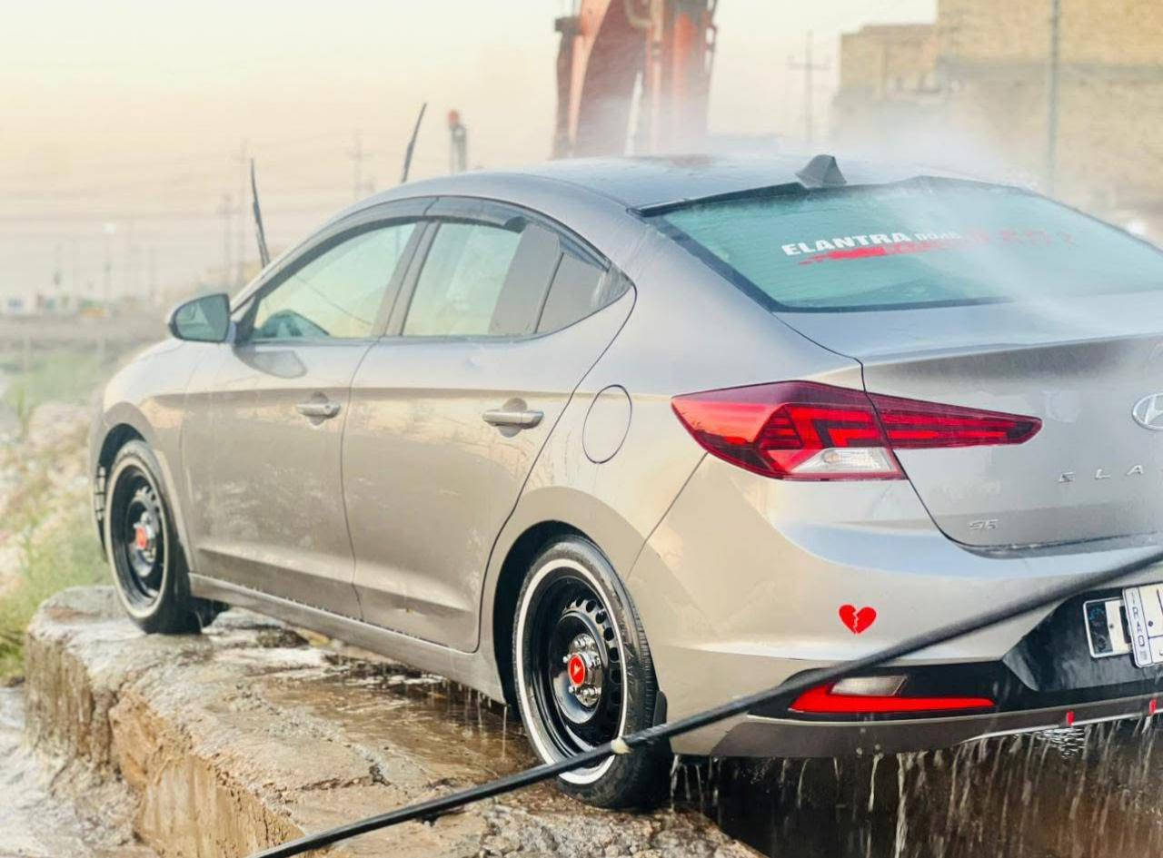 انترا موديل ٢٠ أمريكي ضربتها جاملغ وبنيد مكينة ٢٠٠٠ دوش رقم مثنى معوقين وكالة عامة باسمي وباسم المشتري يريد اني اسويلة وكالة يريد اقابلة وي المعوق مكاني ناصرية مركز الفحص وي المنشور ***********
125 وبيها مجال ترهم مراوس
