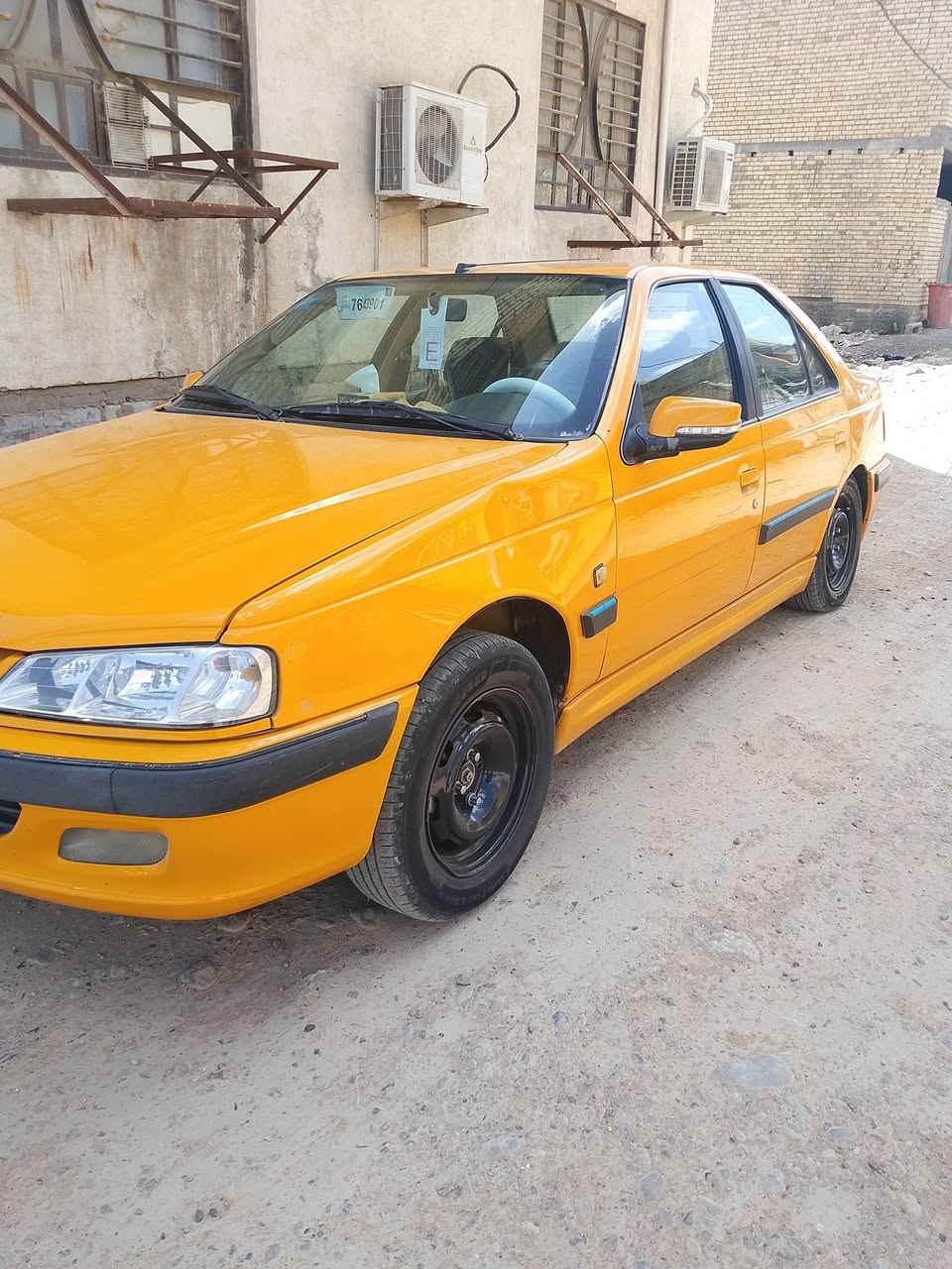 سلام عليكم بيجو بارص للبيع موديل 18 سياره خير من الله مكفوله كفاله عامه من عده جاملغ الخلفي صبغ وهاي طعجه بل جاملغ المامي 
مكينه كير تبريد كهربأيات خير من الله شاشه مري تحكمات بسمي تحويل مباشر مكاني بغداد الشعله السعر 58وبيه مجال 
الرقم *********** رصيد 
*********** بس واتساب
