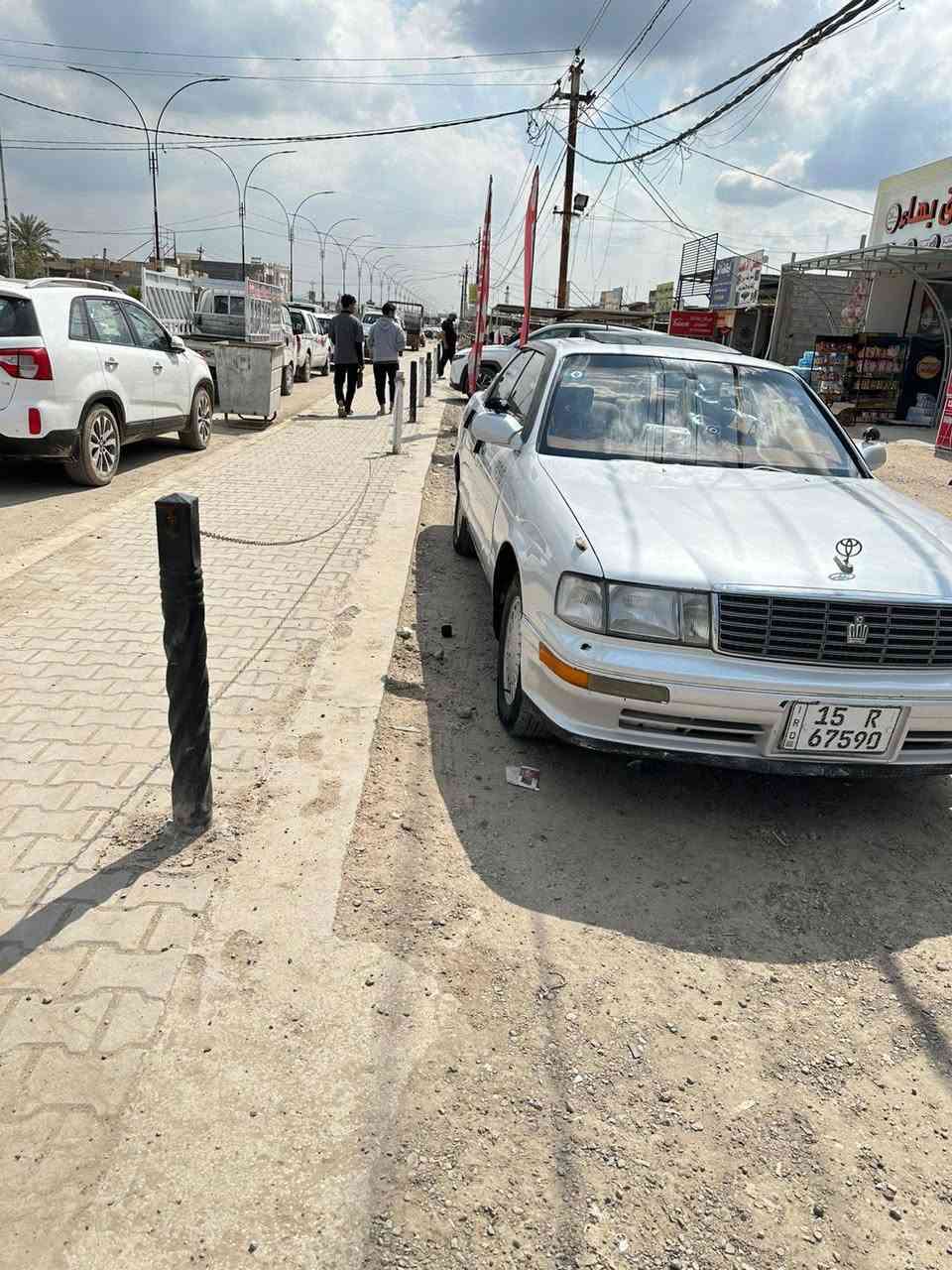 سلام عليكم بطه فصل للبيع موديل ٩٣ كير ومحرك جدد صدر جديد تبريدها  نقص بس كهرباء الباقي كوله جاهز السياره بسمي تحويل ثاني يوم مصبوغه حزام للجماليه مكفوله من ضربه وكصه  السعر ٥٥ وبيها مجال 
***********
***********
