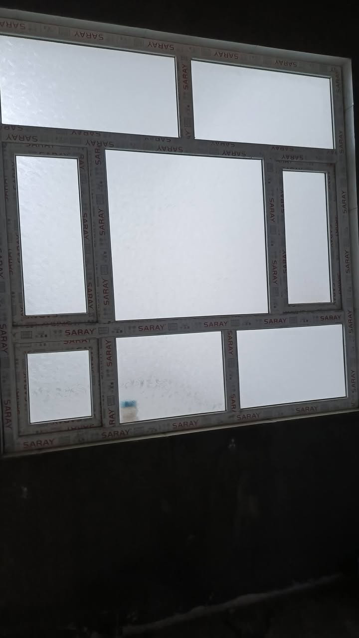 السلام عليكم مستمرين وياكم عمل pvc السراي التركي ابواب شبابيك محجرات كاونترات انسب  الاسعار وتدللون علينه 
***********
***********
