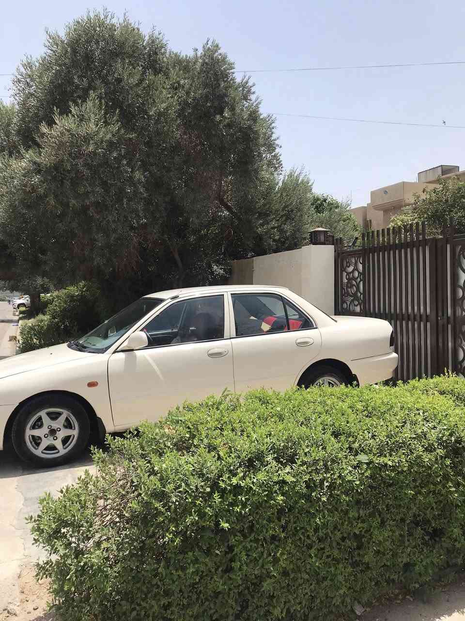 بروتون. 2004 شركة عامة  اوتوماتيك كابريتر. السيارة بدون اي نقص صبغ جمالية  صدر. كهربائيات كير محرك. . الشركة  . رقم بغداد  مكان بغداد زيونة *********** سعر السيارة من الاخير 54 ورقة  صدر 80 بلمية  بيها ضربة ربع جاملغ ايمن. مصلح نفسة السبارة بدون تبديل
