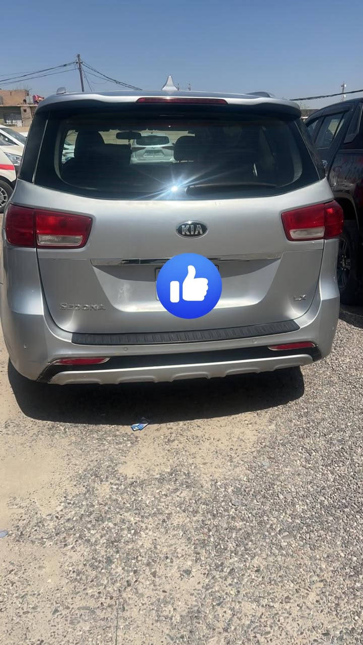 السلام عليكم عيني كيه سيدونه موديل 2017 مواصفاته LX فول مواصفات اوتماتيك بانزين 6سلندر  السعر 185 ورقه وقابل للتفاوض لل استفسار ***********
