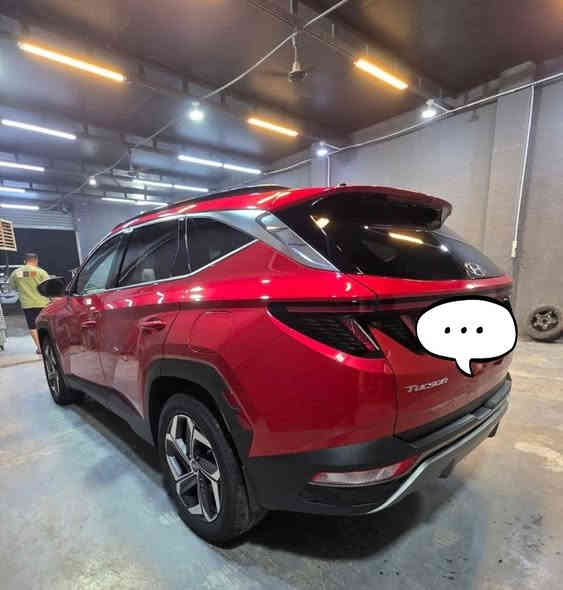 السلام عليكم بيع او مراوس حسب القناعه
توسان 2022 وارد امريكي فول مواصفات لمتدد وبيهه موصفات هواي  رقم بغداد مشروع وطني
كشنات تدفئه + تبريد محرك 2500 ماشيه 62 الف ميل
رادار امامي وجانبي وحساسات 360 درجه 
4 كامرات محيطيه 
داخل جلد 
بنورما 
جنطه كهرباء + كير دكم
اعلى مواصفات بل توسان فول للاخير 
حادثها قبغ الصندوق مبدل من امريكه
مكاني بغداد المنصور 14 رمضان  والسعر 210 ورقه رقم تلفون ***********
