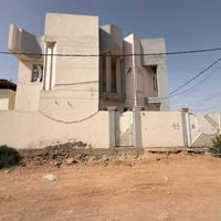ام الخيل الأولى • ٢٠٠م • طابقين