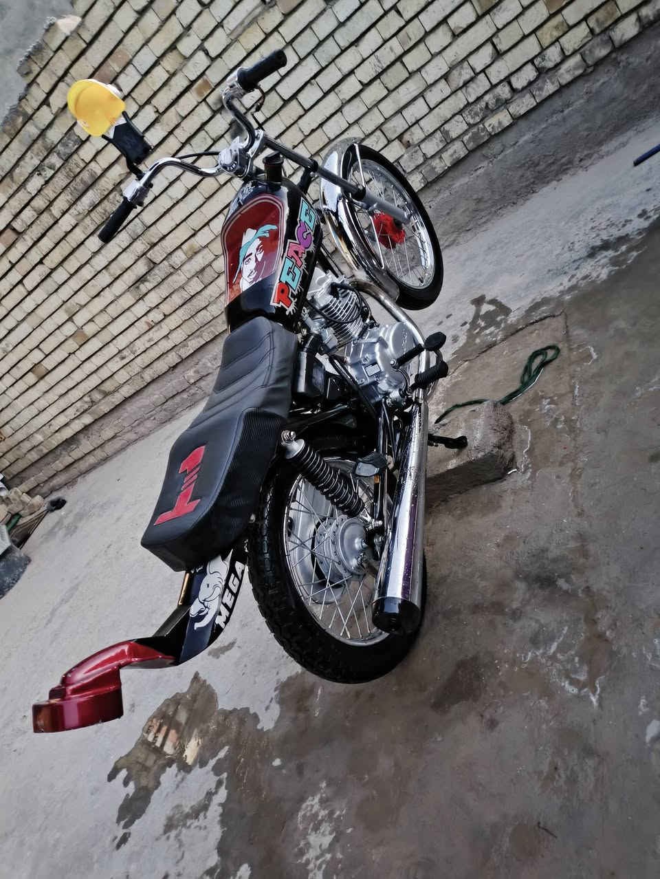 سلام عليكم دراجه نامه تعمير شاصي ارشا مديل 16 تعميرة 25 كلة اصلي السعر 750 وبيها مجال الرقم *********** فقط وتساب مكاني بغداد حي بتول
