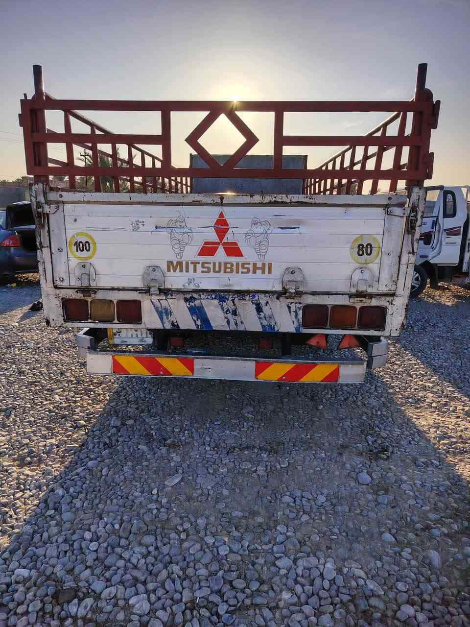 السلام عليكم للبيع فوزه مربع رقم بغداد بسمي سنويه مجدده للا2028 مكينه 14سوبر تخم تاير حداديه جديده بريك جديد للاستفسار الاتصال على الرقم ***********
***********
