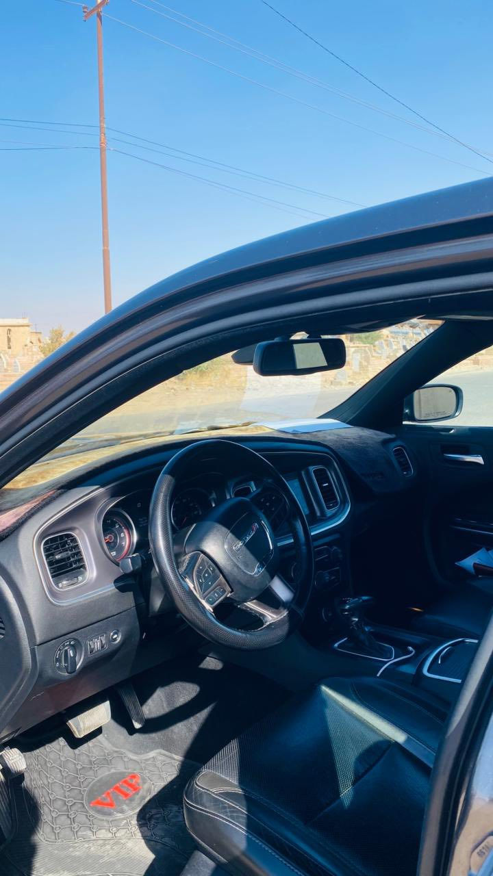 مكلف بالنشر
جارجر
وارد امريكي 
موديل ٢١ 
بيها جاملغ ايسر فقط 
كشن جلد تدفئه تبريد 
تدفئه ستيرن وكوابه 
محدثه SRT
٦ سلندر 
كير محرك بالشرط 
رقم اربيل شرط التحويل 
السياره ماتصرف عليها ولا شي

***********
