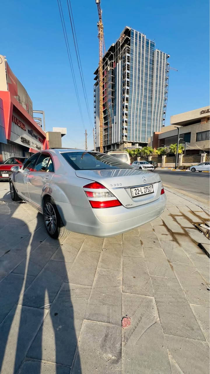 مارسدس s350 بيع او مراوس 
6سلندر سيارة جاهزة عليها صيانه كامله كل قطع مكينه و الصدر و جكات كل شي جاهز 
فتحة سقف 
كشن جلد تدفئ +تبريد+مساج 
شاشه قلاب 
دشبول دجتل 
موس +تلفون 
تبريد مركزي ( امامي و خلفي و على شاشه و تكم )
هاند بريك كهرباء 
زراكات لايت 
حساسات امامي و خلفي 
بردة خلفية كهرباء 
ثلاجة 
5ابواب شفط 
جام كهرباء وقلاب 
تحكم ستيرن 
بلوتوث 
مثبت سرعة + تحديد سرعة 
كشن كهرباء و حفظ وضعيات 
اتو هولد 
لد داخلي 
حساس امطار 
جكات تصعد و تنزل 
لايت اتوماتيك نقاط عمياء 
رقم اربيل شرط تحويل كلير الوارد نصف جاملغات خلفيه من تحت قبق بانزين لا حادث ولا ايرباك 
*********** بغداد, العراق
