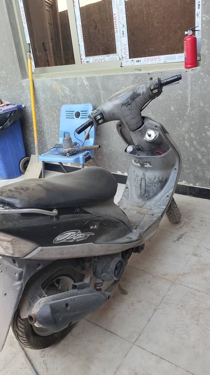 ماكس منغولي شغالة وتمشي خير من الله بس هاملهة وضالة بلبيت 
عوزه تاير ورة مزروف وولفات   سعره 300 بوشة وبستم55
*********** واتساب فقط
