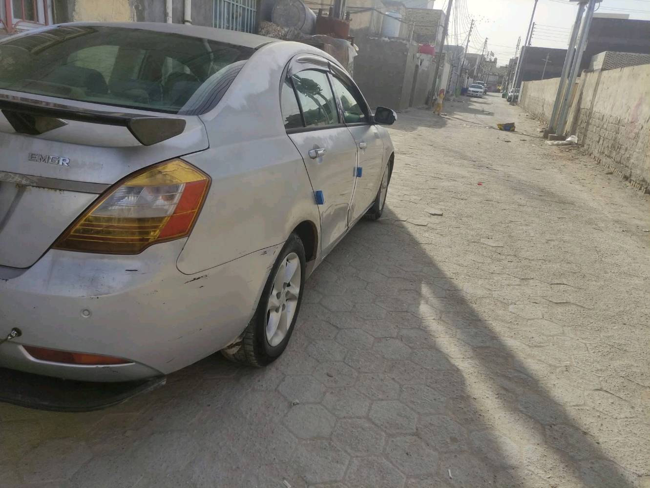 ام كراند مديل 13 للبيع فتحه سقف كهربائيات جديده حداديه جديده لايتات زنون هورنات بوش حساسات خلفيه شاشه سياره محرك كير شرط محركهه البلادي 1800