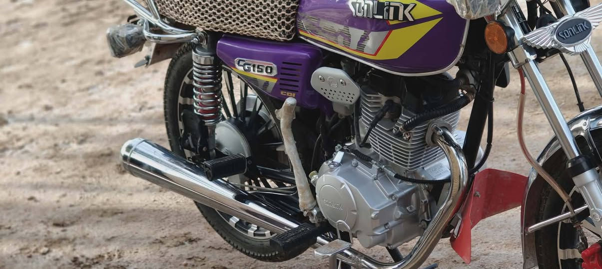 دراجه سونك اوراق سنگر موديل 2025 طالعه شهر 9 مكان ذي قار سيددخيل السعر 825 بيه مجال


**إذا كنت صاحب هذا الإعلان وتريد حذفه لأي سبب، رجاءا أرسل رسالة إلى الدعم الفني**