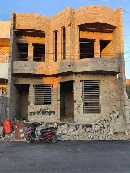 بيت للبيع طابقين
المساحه 125متر
السعر 58قابل للتفاوض
يتكون البيت من 3غرف مطبخ استقبال صاله صحيات
علما أن بيت كامل فيه ماء مجاري تانكي ماء شبابيك داخل بيت موجوده  العنوان الرمادي صوفيه قرب مطعم القصر الابيض قريب ع سده
________________________

للمزيد من التفاصيل يمكنكم زيارة مكتبنا 

مكتب سنتر 40 للعقار 
   في  الرمادي  شارع 40  مقابل ماركت القيصر 

او الاتصال على الارقام التالية  

 ***********   فراس  
 ***********   أبو جود 
 ***********   أحمد 
 

نستقبل من حضراتكم كافة العروض العقارية 

رضاكم أهم أهدافنا
________________________

للمزيد من التفاصيل يمكنكم زيارة مكتبنا 

مكتب سنتر 40 للعقار 
   في  الرمادي  شارع 40  مقابل ماركت القيصر 

او الاتصال على الارقام التالية  

 ***********   فراس  
 ***********   أبو جود 
 ***********   أحمد 
 

نستقبل من حضراتكم كافة العروض العقارية 

رضاكم أهم أهدافنا
