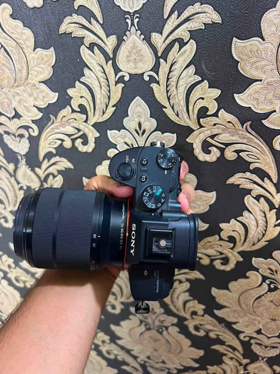 📸 للبيع كامرة Sony a7lllبحالة ممتازة جداً 📸

كامرة نظيفة جداً واستخدام شهر واحد فقط، مناسبة للمصورين وصناع المحتوى ومحبي التصوير الاحترافي.

✅Sony a7lll ✅ عدسة مرفقة ✅ شاحن أصلي ✅ كيبلات وملحقات كاملة ✅ كتيب الاستخدام ✅ جاهزة للعمل مباشرة

💰 السعر: مليونين و 100 الف وبيها مجال 
للجادين فقط.

 العنوان: النجف الاشرف 📌

📞 للتواصل والاستفسار: ***********

فرصة ممتازة لاقتناء كامرة احترافية بحالة نظيفة وسعر مناسب، والبيع مستعجل. 🔥📸
