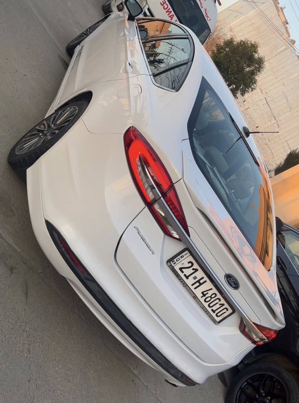 فۆرد فیوژن Ford fusion
مۆدێل 2017
مەکینە 2.5
دوو پارچەو یەک پەڵە بۆیاخە 
بێ ناو بێ ئێرباگ  
 68 هەزار مایل ڕۆشتوە .
بە شەرتی گێڕو مەکینە .

بەسمەیە
سێ شاشەیە
ویلی 18 ئینچی بۆ دانراوە
گێر ماوسە
برێک بەسمەیە
لایت لید و عەدەسەیە
ناو کرێمیە 
ئۆتۆ هۆڵد 
تەحدید سورعە

سەیارەکە هەیکەلی زۆر جوانە ماڵی دۆستە بێ کێشەیە 
ڕۆنی گێڕ و مەکینەی تازە گۆڕاوە
ڕەقەم سلێمانیە 

بەشەرتی تەحویل و غرامە سەنەوی تا 2029 تازەیە

سعری : 118مەجال
ڕەقەم تەلەفۆن :  ***********
واتس ئەپ : ***********
