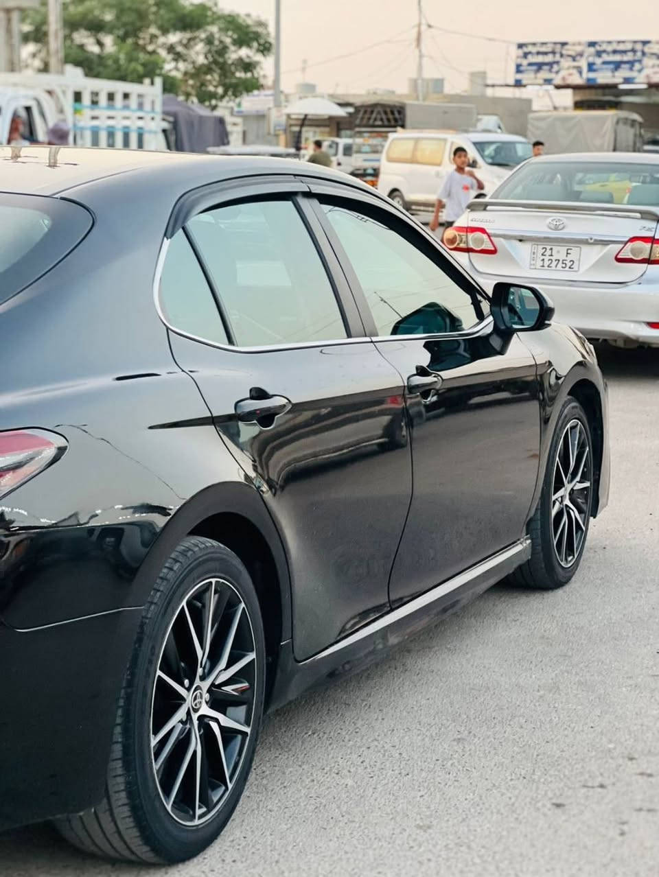 تيوته كامري وارد  امريكي SE 2021 السعر  178 وبي مجال ***********
