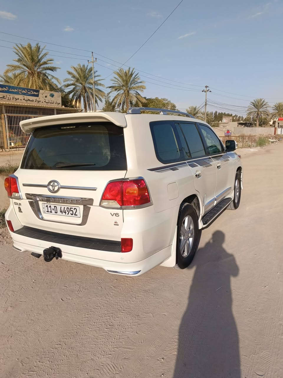 سلام عليكم
لاندكروز بريم 
مديل 2014
رقم بغداد جديد
ماشيه150
بيه جاملغ خلفي بدون دواخل اثر شخوط
سياره جديده وجاهزه 
بيع او مراوس
مكان سياره كربلاء 
سعر       355. بيه مجال بصيط
***********
‏‪***********‬‏
