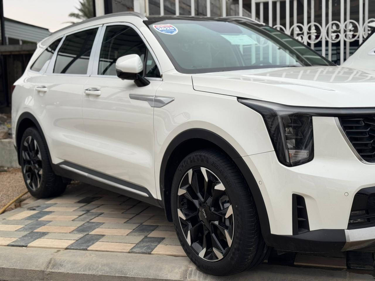 سورنتو موديل 2025 خليجي
ام الضمان فئة 4x فول الفول ماشيه ١٨ الف كيلو متر
 رقم بغداد تحويل مباشر مكفوله كفاله عامه مطلقه 
بالنسبه للمواصفات اعلى شي بالمواصفات
 هاي الفئه تجي فول الفول اللآخر 
 رقم صاحب سيارة ***********
