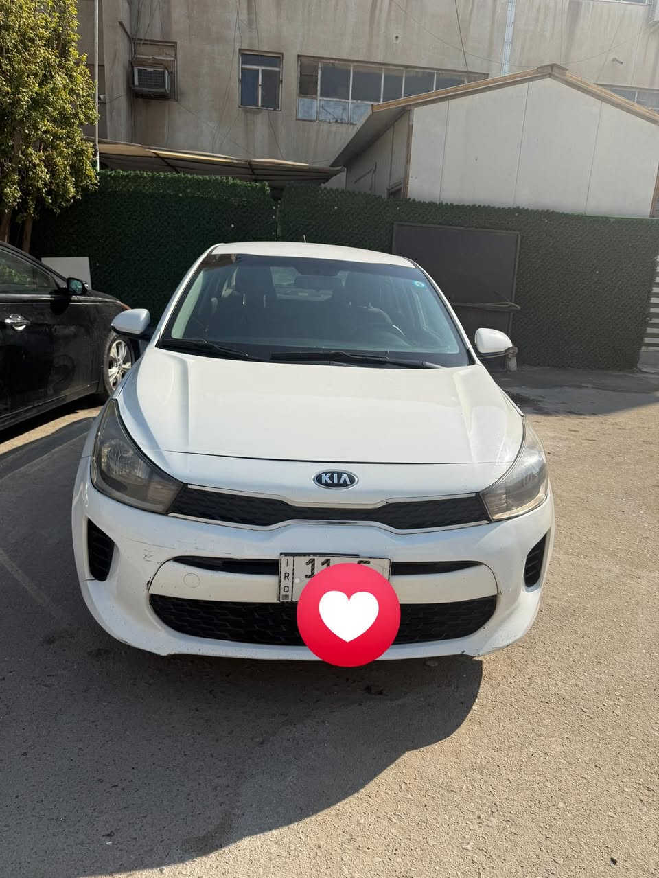 سلام عليكم
كيا ريو2019 وارد امريكي 
حادث امريكا فقط بدون دواخل وايرباك 
السونار داخل الصور 
سعر 92 وبي مجال السياره جاهزه بدون نقص 
للاستفسار اكثر ***********
