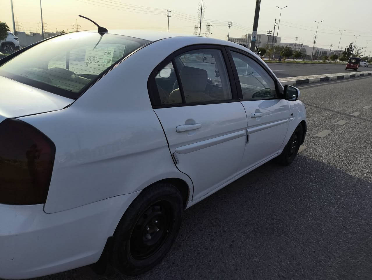 للبيع اكسنت 2011 خليجي رقم كربلاء تحويل مباشر سنوية ورقم جدد محرك 1600 مابيها نقص بيها صبغ صفحة السعر 70 مكاني كربلاء للاستفسار ***********
