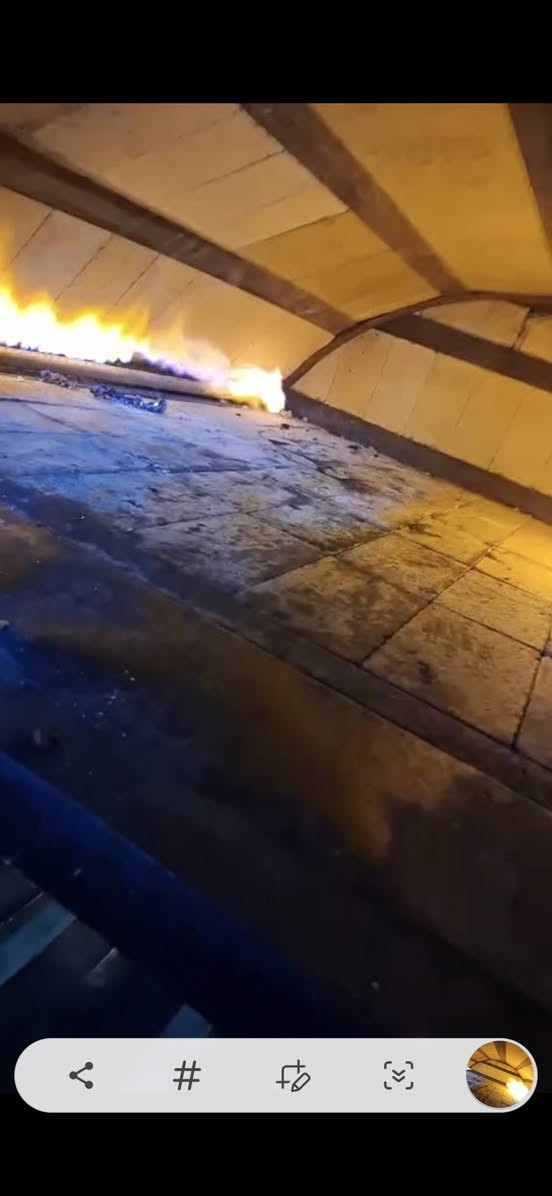 فرن لحم بعجين حجر للبيع
بغداد الدوره 
***********
