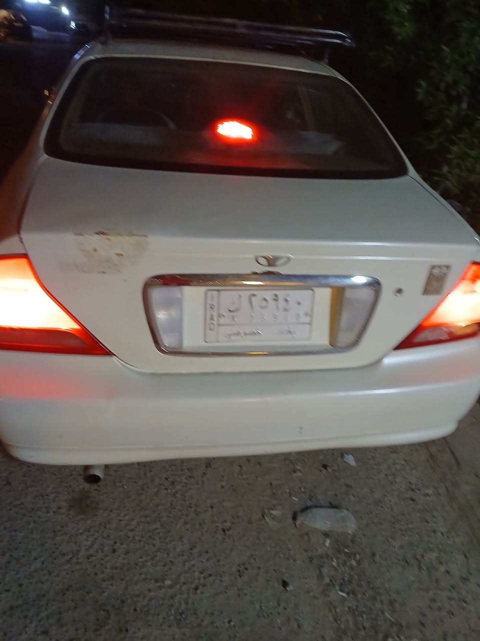 سلام عليكم سيارة دايو ماكنوس للبيع موديل 2000 رقم بغداد مشروع وطني محرك 2000 تبريد شغال مشابهه نقص سعرها 35$ مكاني بغداد الفحامه قرب جزيرة بغداد السياحية هاتف ***********وشكرا
