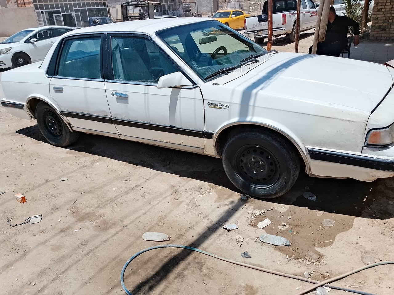من رحصت صاحب الگروب سياره اولدز للمراوس بيئم 500 موديل 90مكينه وگير نظيفات حداديه نظيفه تخم تاير تبريد مايشتغل رقم بغداد راعيها موجود
مكان السياره نجف كوفه 
***********
