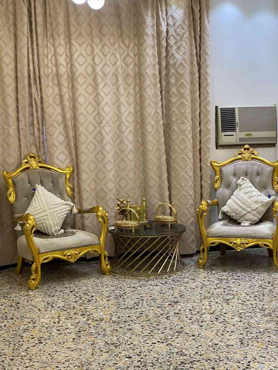 السلام عليكم عندي تخم للبيع ملكي مصري عشر مقاعد 
مكان بغداد سيديه. شهداء السيديه


**إذا كنت صاحب هذا الإعلان وتريد حذفه لأي سبب، رجاءا أرسل رسالة إلى الدعم الفني**