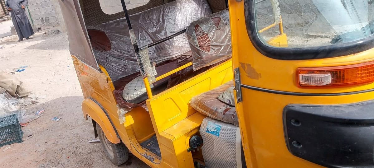 سلام عليكم ورحمة الله تكتك موديل 20شهر العاشر  وراق البيع
عنوان الامين تفاصيل تصل علا راعيه ***********
