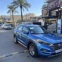 للبيع توسان 2017 وارد أمريكي بيه صبغ بنيد باب خلفي بدون دواخل سياره جا...