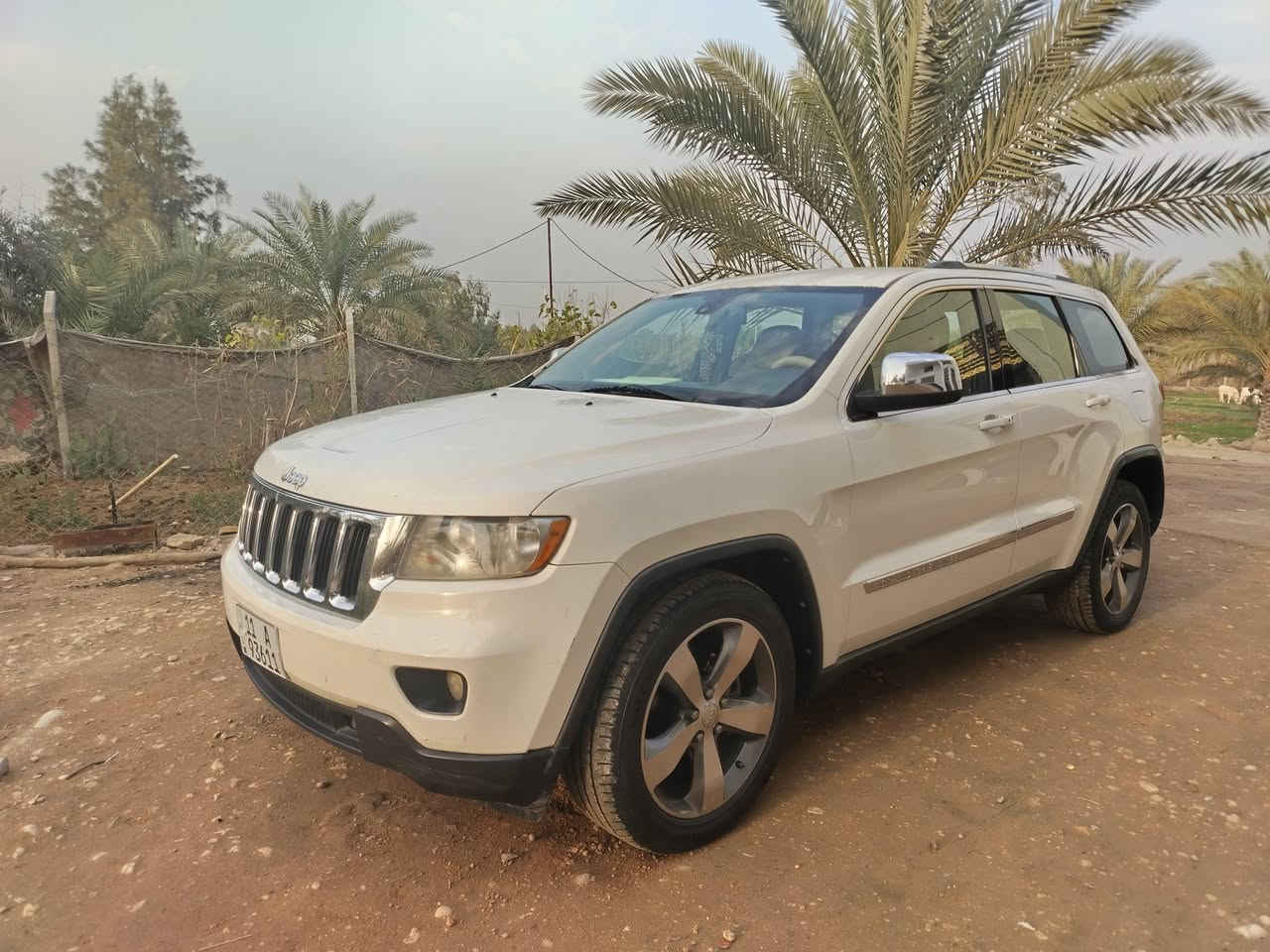 السلام عليكم جيب لاريدو ٢٠١٢ مكفوله من ضربه وتبديل رقم بغداد نكليزي بيها شويه صبغات باب خلف السايق والجنطه مثل ماموضح بل سونار مكان كربلاء السعر ١٧٠ هاتف *********** اسيا ***********
