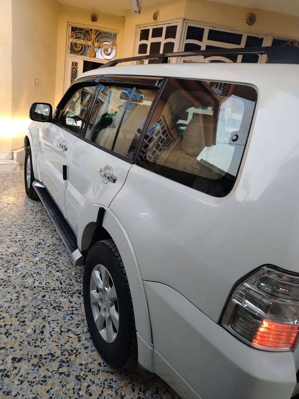 سلام عليكم
للبيع باجيرو2014 حبتور فول مواصفات ماشيه180 الف حقيقي الون صدفي رقم بغداد الجديدبسمي سنويه لل29 سياره بيه صبغ 3قطع رش وهلال الخلفي بدون دواخل شرط ولا معجون عالفحص ومحرك وكيركفاله من الفتح وتبخير تبريدتدفئه حداديه امامي وخلفي تخم تايرجديد ادامه كامله سريفس لسياره منضومة زنون سياره جاهزه ونضيفه اخوان رجاء المايعجبه لايكسربسياره وشراي يتصل 
السعر 143
مكاني بابل 
رقمي ***********وبي واتساب ايضا
