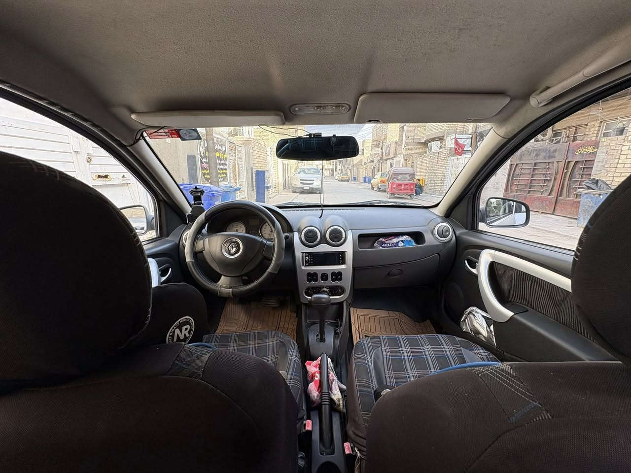 رينو سانديرو 2012
محرك 1600
كير اوتماتيك
ماشيه 94 الف
بيها رشات بسيطه اثر جراد
مكينه وكير كفاله السياره باسمي تحويل ثاني يوم
السعر 55
مكاني بغداد الامين الثانية
***********
