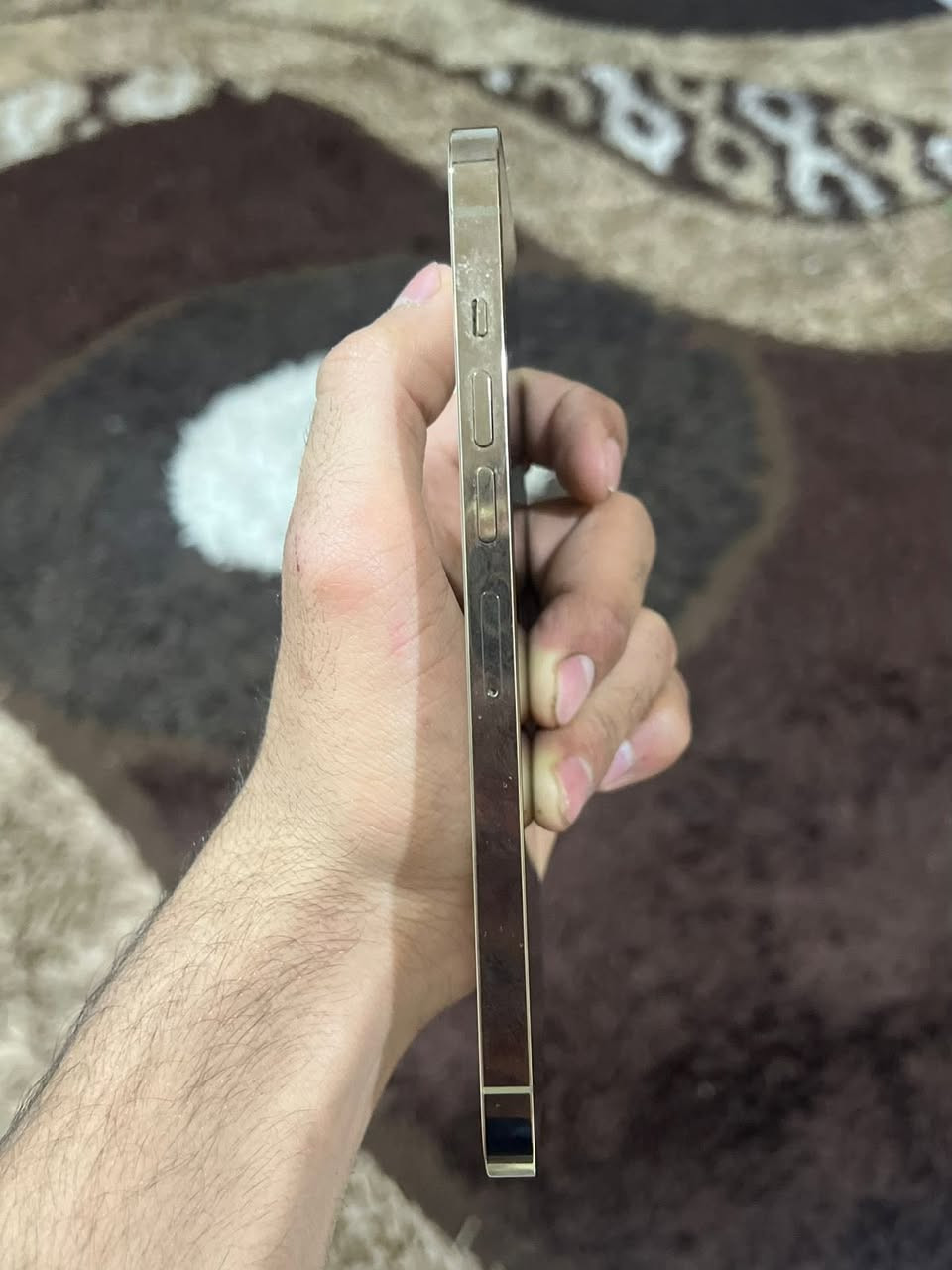 آيفون 13برر ماكس للبيع تلفون ما مستبدل بي اي شي بطاريا 85 جهاز حلو نضيف جهاز من نزل اشترينا يعني جديد وحتا لوصل مالا موجود يعني على أيدي ما مبدل بي شي موجود كارتونه رايدا ب700وبي مجال مكاني بصره جزائر ***********
