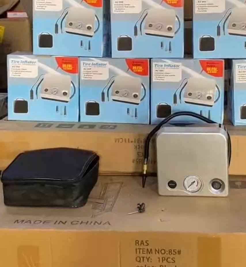 ٢٣ الف توصيل مجاني🔥
منفاخ عالي الضغط والسرعة متعدد الاستخدام
يصلح لنفخ اطارات السيارات الكبيرة والصغيرة


**إذا كنت صاحب هذا الإعلان وتريد حذفه لأي سبب، رجاءا أرسل رسالة إلى الدعم الفني**